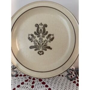 Vintage Pfaltzgraff Village Bread /Salad Plates 7" USA